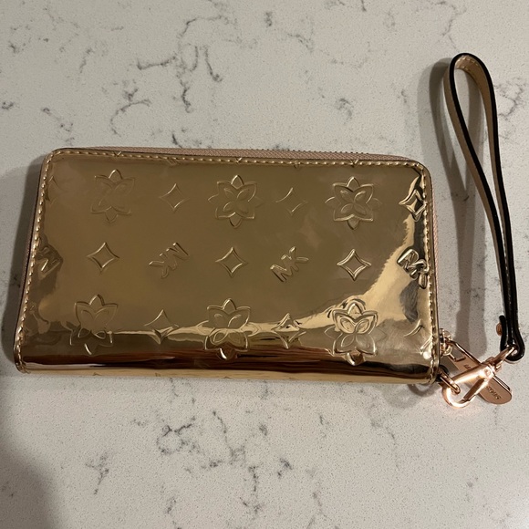 Michael Kors Wallet - Rose Gold - Picture 3 of 5